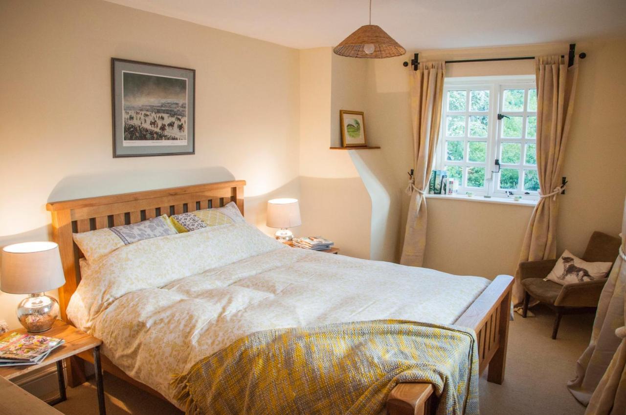 East Knoyle Milton Farm B&B 외부 사진